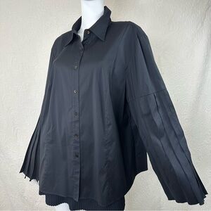 Saks Fifth Avenue NWOT Bell Pleated-Sleeve Shirt EUC